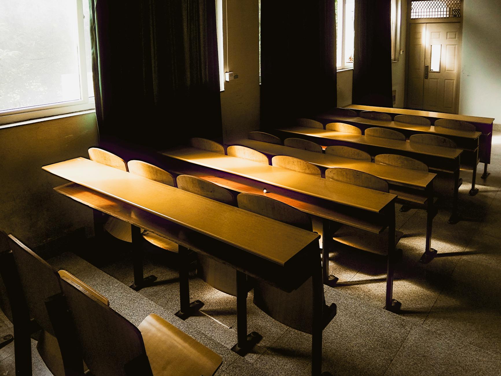 2026年留学瑞士公立大学本科需参加入学考试吗?